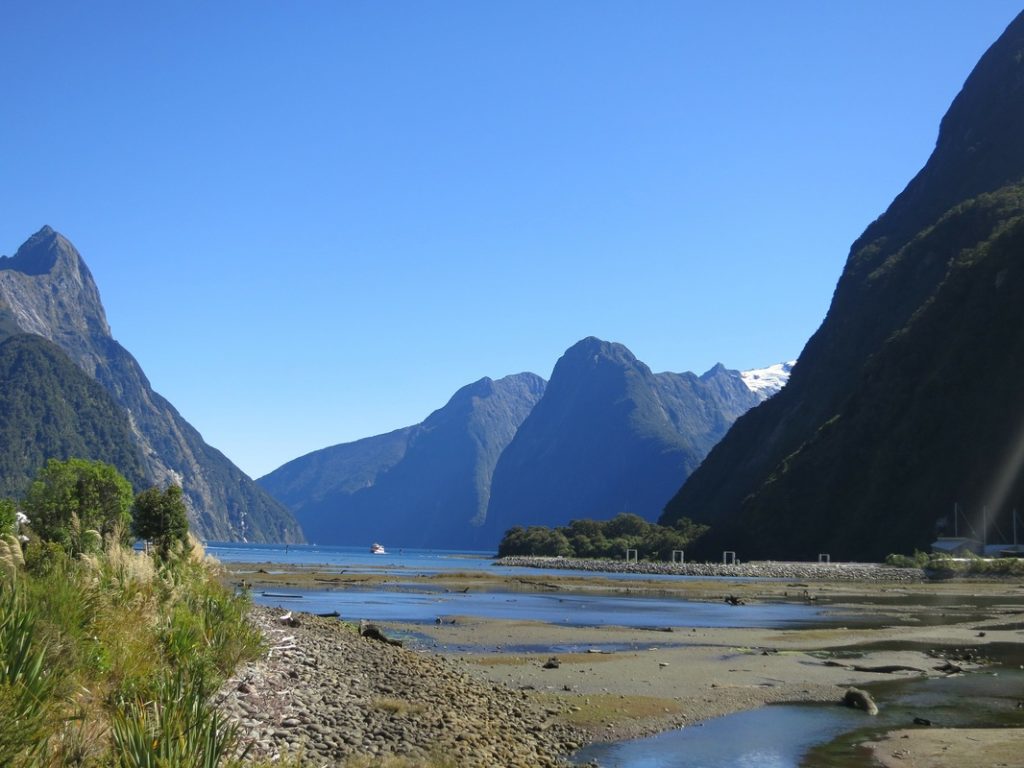 Milford Sound Travel Packages